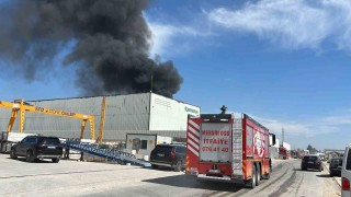 Mersin'de fabrika yangını