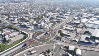 Mersinde Hal Katlı Kavşağı trafiği rahatlattı, esnaf memnun kaldı