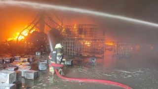 Mersin’de Kimyasal Madde Üretim Tesisinde Yangın