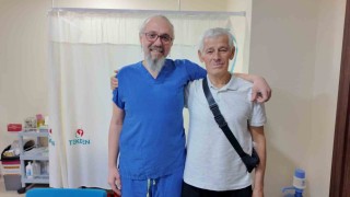 Mide kanseri hastaya, kapalı ameliyat yöntemiyle yeni sindirim sistemi yapıldı