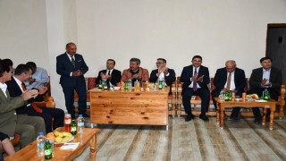 Milletvekili Tatar, Cizre'de vatandaşların taleplerini dinledi