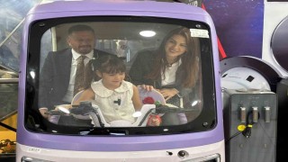 Minik İrem'e İzmir'de sınıf başkanlığını kaybetti