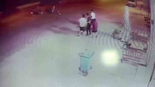 Motosikletler kafa kafaya çarpıştı