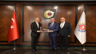 Murzioğlu: Ev tekstili ülke ekonomimizin lokomotif sektörlerinden