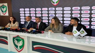 Nahit Eren: "122 bin insan ilk 10 dakikada bilet almak istedi''