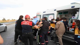 Nevşehir'de otomobil önünde seyreden araca çarptı: 6 yaralı