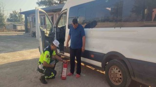 Okul servis araçları tek tek kontrol edildi