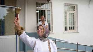 Okul yolları yeniden doldu: 17 milyon öğrenci için ders zili çaldı