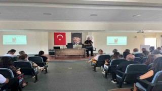 Okul yöneticilerine narkotik farkındalık eğitimi verildi