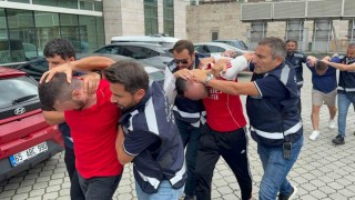 Öldürmeye teşebbüsten 15 yıl hapis cezasıyla aranan hükümlü saklandığı evde silahlarla yakalandı