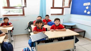 Osmanelinde 3 bin 385 öğrenci okula başladı