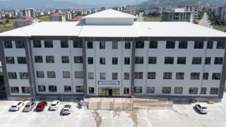 Osmaniye 75. Yıl Ortaokulu Yeni Yüzüyle Öğrencilerini Bekliyor