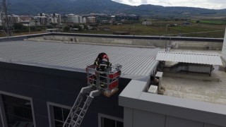 Osmaniye'de 112 ekipleri bu kez kendi binaları için alarma geçti