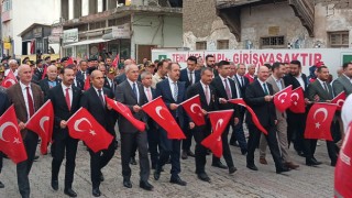 Osmaniye’de Gaziler Günü Yürüyüşü Düzenlendi
