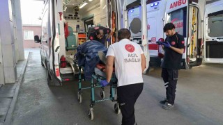 Otobüs içerisinde düşen yolcu yaralandı