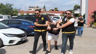 Pimi çekilen el bombasına bomba imha uzmanından koli bandıyla müdahale