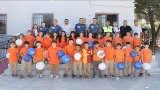 Polislerden lösemiyi yenen Talha'ya moral ziyareti