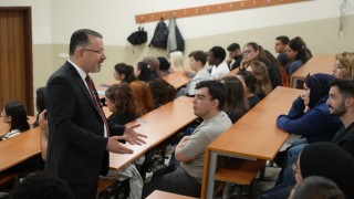 Prof. Dr. Kırışık: "Terörsüz Türkiye, enerjimizi bilime ve kalkınmaya yöneltmektir"