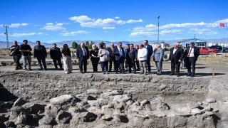 Pulur Höyük Kazı Alanında çalışmalar sürüyor