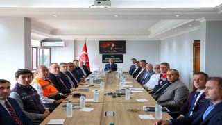 Rize'nin ilçelerinde afetin yaraları sarılıyor