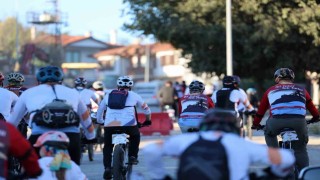 Safranbolu'da bisiklet festivalinde pedallar tarih ve doğanın izinde döndü