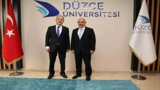 Sağlık Müdürü Yılmazdan Rektör Nedim Sözbire tebrik