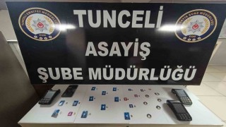 Sahte altınla kuyumcuları dolandıran 2 şüpheli yakalandı