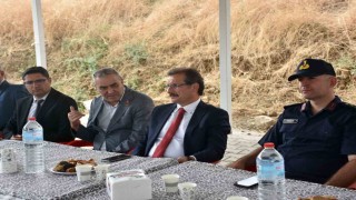 Salihli Kaymakamı Güldoğan, 2 mahallede talepleri yerinde dinledi