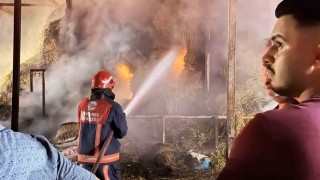 Samanlık alev alev yandı, 4 kişi dumandan etkilendi