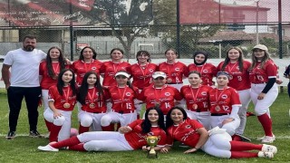Samsun softbol takımından Türkiye üçüncülüğü