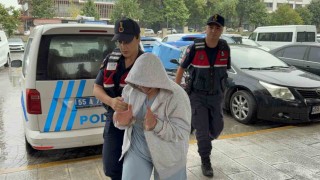 Samsunda 16 suçtan aranan kadın, jandarmanın kimlik kontrolünde yakalandı