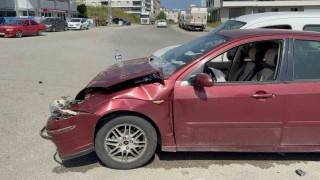 Samsun'da otomobil ile hafif ticari araç çarpıştı: 2 yaralı