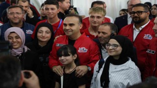 Sanayi ve Teknoloji Bakanı Kacır, TEKNOFEST yarışma alanını gezdi