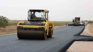 Şanlıurfa'da 4 ilçeyi birbirine bağlayan yolda hummalı çalışma