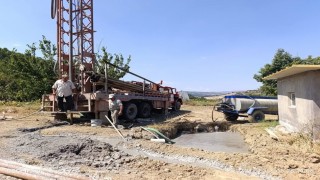 Şaphane Gaipler köyünde içme suyu için 220 metrelik sondaj