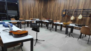 Sason'da gençler için ücretsiz müzik resim kursu başlıyor