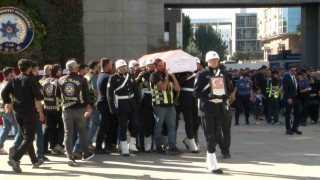 Şehit polisi son yolculuğuna meslektaşları uğurladı