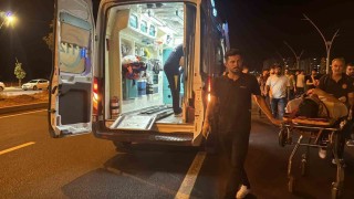 Seyir halindeki kamyonetin yolcu koltuğundan düşen şahıs yaralandı