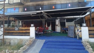 Siirt'te korkutan yangın: Alevler kafeyi sardı
