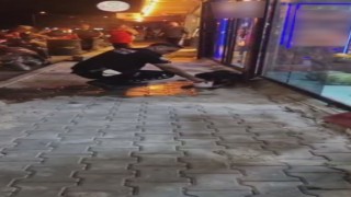 Silahla vurulan sokak köpeğine polis ekipleri sahip çıktı