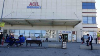 Silaj makinesine bacağını kaptıran gencin ayağı koptu