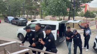 Sivas'ta 3 saatte 11 iş yerini soyan zanlılar tutuklandı