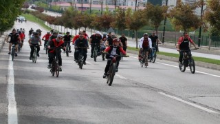 Sivas'ta bisiklet severler pedal çevirdi