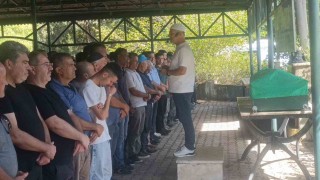 Staj öncesi para biriktirmek için bir işyerine 15 günlüğüne kurye olarak giren çocuk, ilk iş gününde hayatını kaybetti