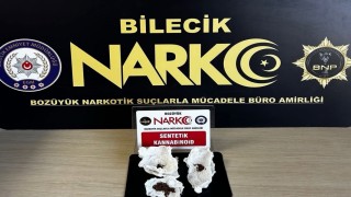 Şüphe üzerine durdurulan kişinin üzerinde uyuşturucu madde ele geçirildi