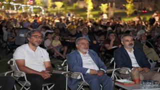 Talasta açık hava sinemasında ‘Asırlık Gece heyecanı