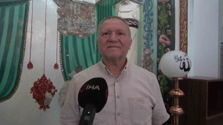 Tarihi camide sıvalar aktı 550 yıllık tarih ortaya çıktı