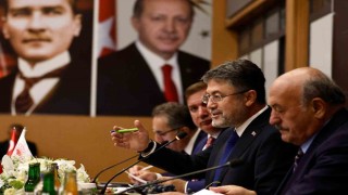Tarım ve Orman Bakanı Yumaklı Erzincan'da çeşitli temaslarda bulundu