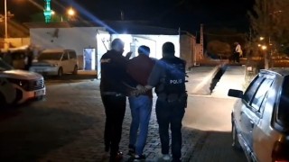 Tatvan'da araçta 1 kilo 700 gram skunk ele geçirildi