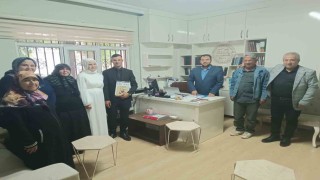 Tavşanlı İlçe Müftülüğünden yeni evli çiftlere evlilik rehberliği